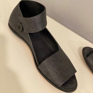 CYDWOQ Black Sandal Size 36